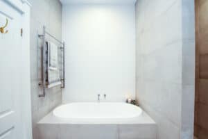 Built-In Bath Novale Bathrooms