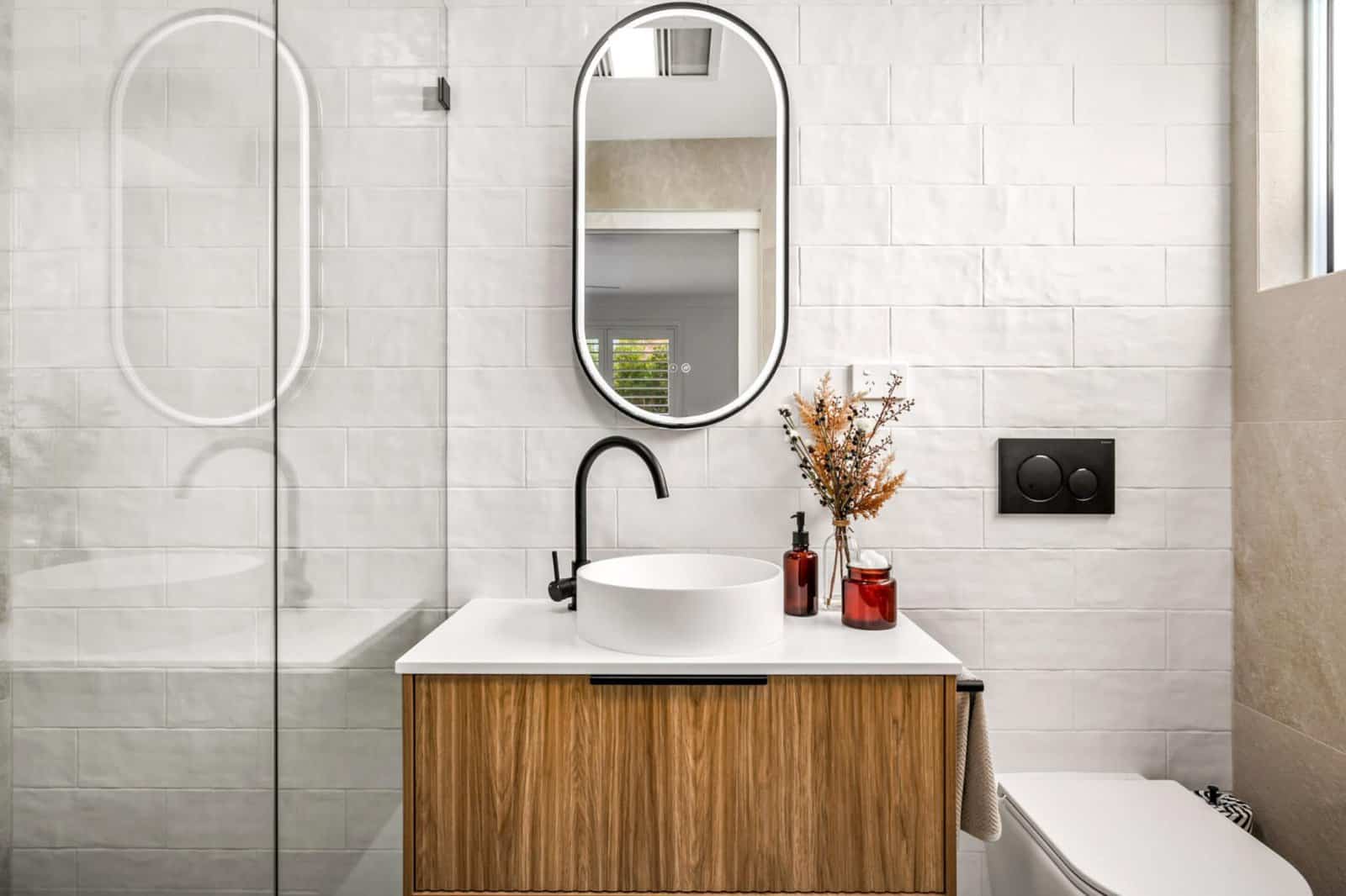 Novale Bathrooms Sydney LED Mirror Oval