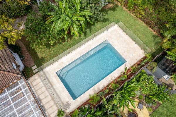 how to design the perfect swimming pool area sydney